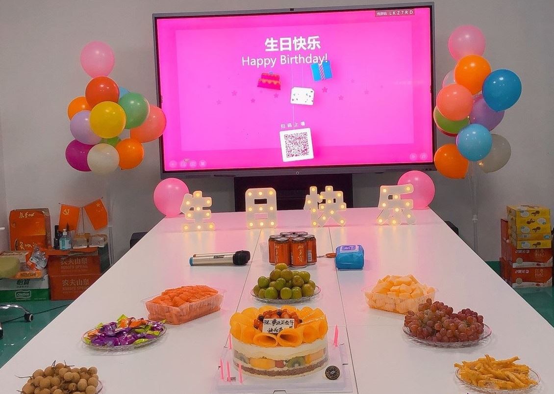 Atención humanista para celebrar el cumpleaños de los empleados de Pogo Pin